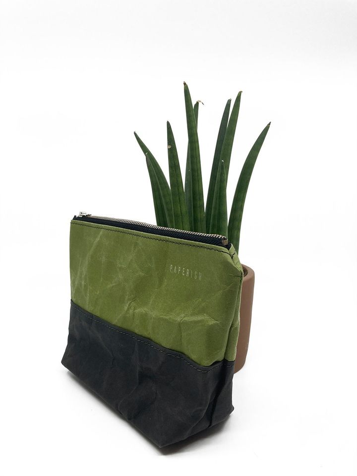 Travel / Beauty Pouch | Green &amp; Black