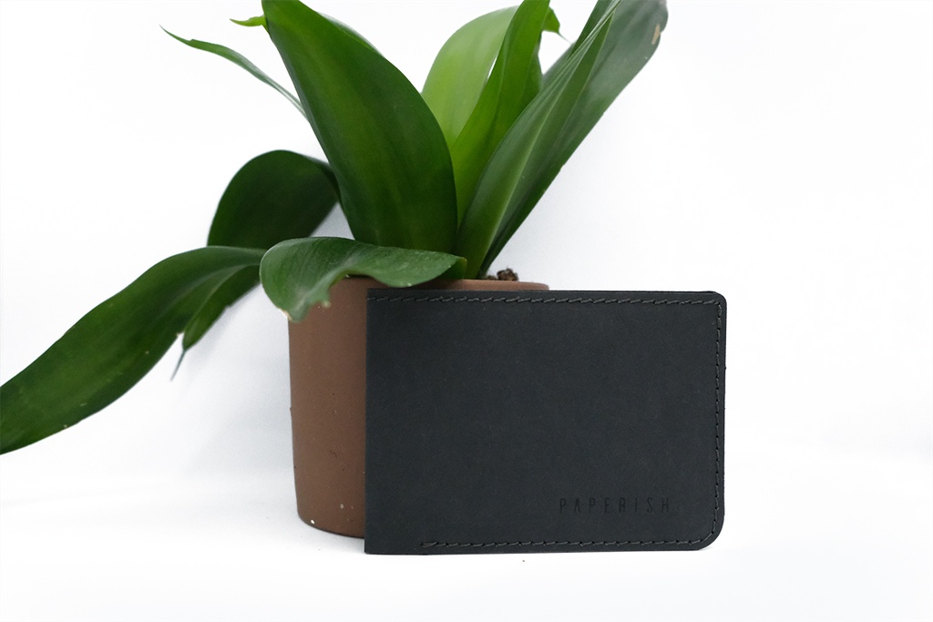 Classic Wallet | Black & Green 1 Front white.jpg