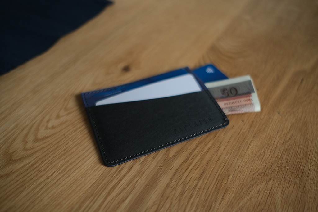 Wave Cardholder - Blue & Black 4.jpg
